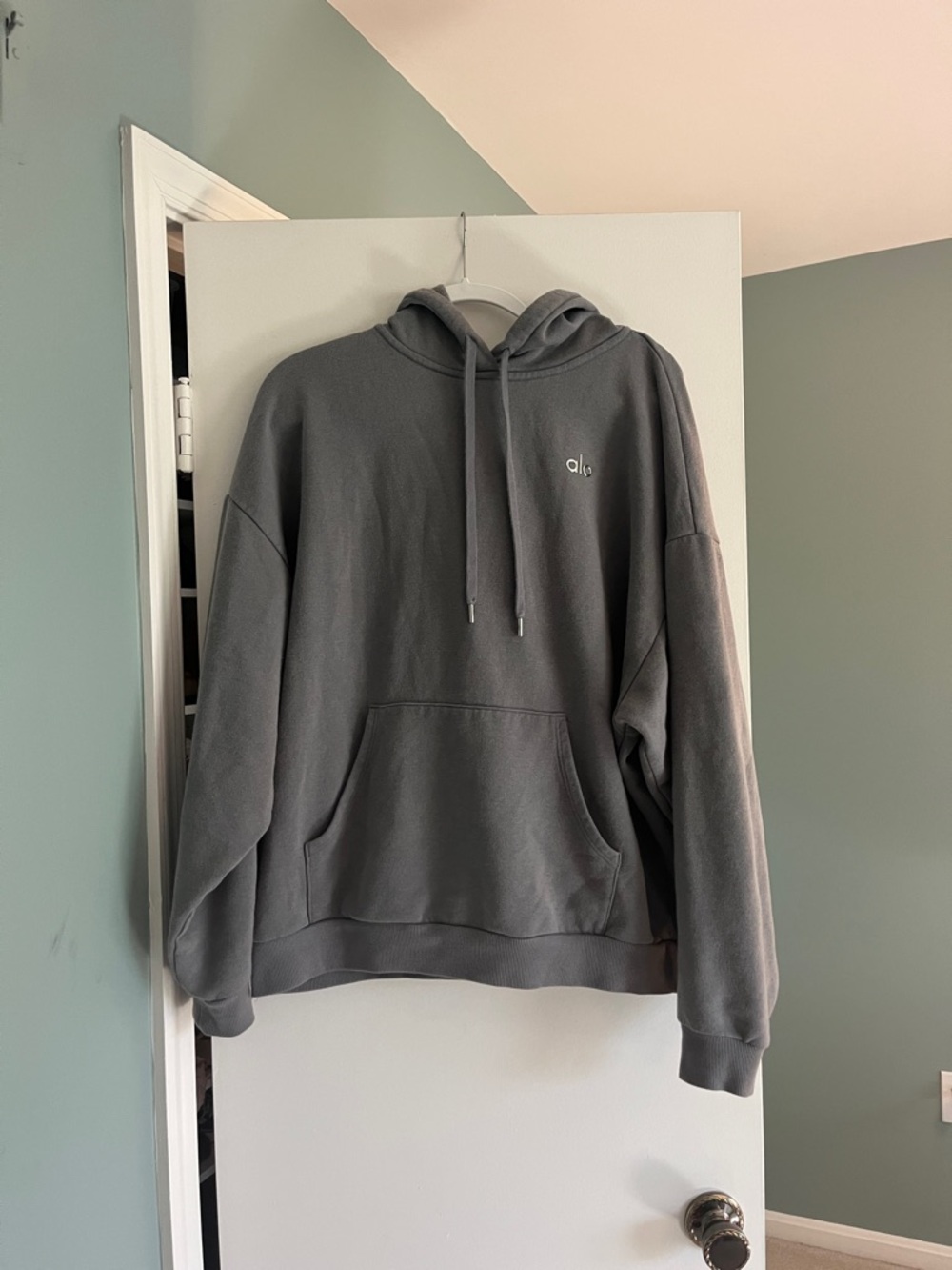 ALO Yoga Men's Gray Pullover Hoodie